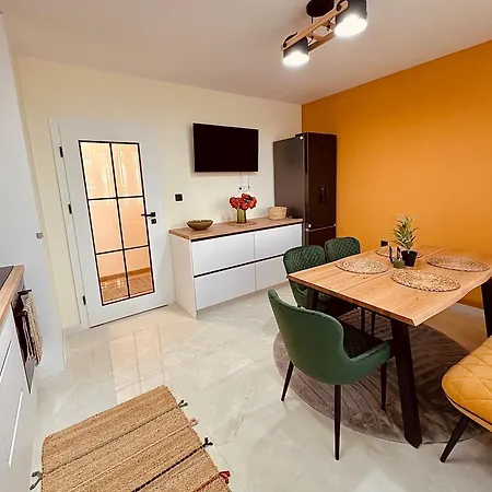 公寓 Central Apartment 丘斯滕迪尔